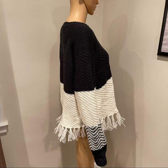 John & Jenn Fringe Hem Sweater - Picture 5 of 11